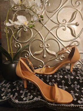 Coach leather heels sandals nude 8.5.